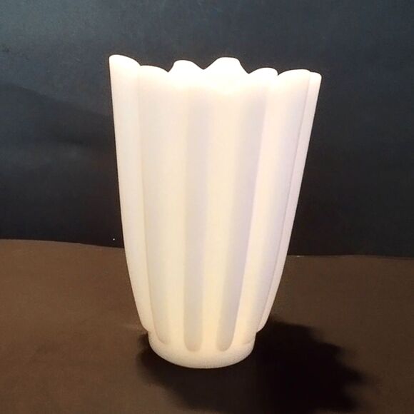 Vintage Fostoria Celestial Asymmetrical Milk Glass Vase Mid Century Elegance - Picture 3 of 6